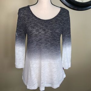 Small Ombré black and white long sleeve
